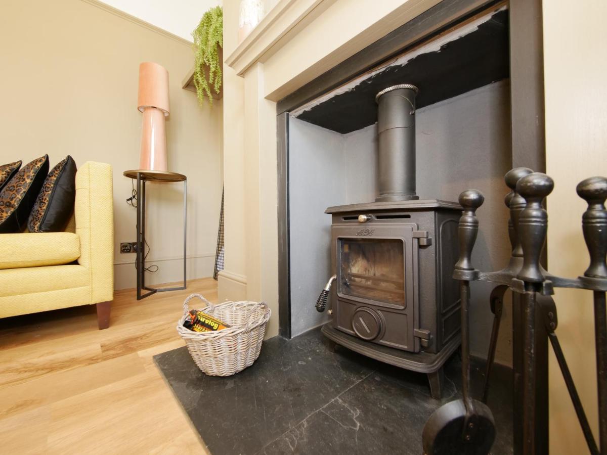 Bar Wall Cottage-City Wall Views-Sleeps 5 York Eksteriør bilde